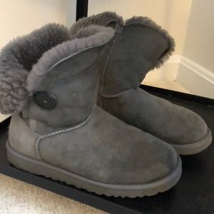 Bailey Button Uggs